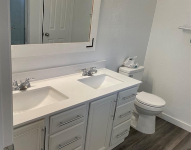 304 Will Ln - Photo Thumbnail 7