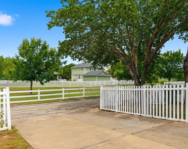 185 Sampson - Photo Thumbnail 26