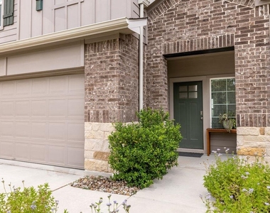393 Apache Plum Dr - Photo Thumbnail 1
