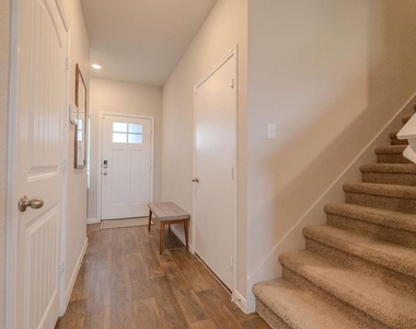393 Apache Plum Dr - Photo Thumbnail 4