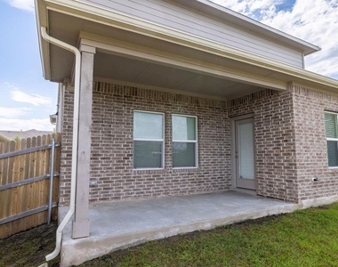 393 Apache Plum Dr - Photo Thumbnail 25