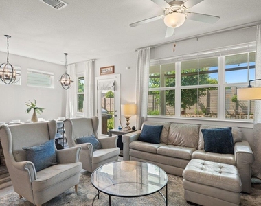 7403 Travertine Spring Dr - Photo Thumbnail 10