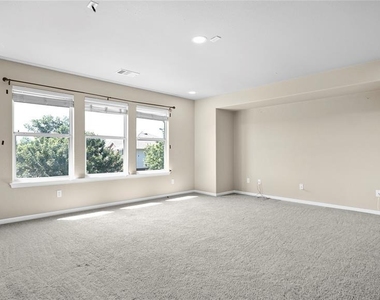 303 Payne Stewart Dr - Photo Thumbnail 26