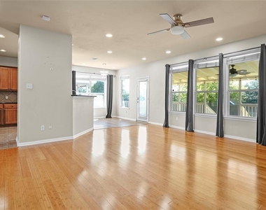 303 Payne Stewart Dr - Photo Thumbnail 12