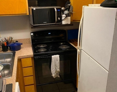 2510 San Gabriel St - Photo Thumbnail 4