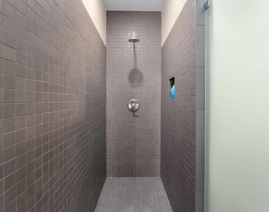 3718 Bridle Path - Photo Thumbnail 17