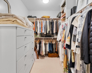 3718 Bridle Path - Photo Thumbnail 18