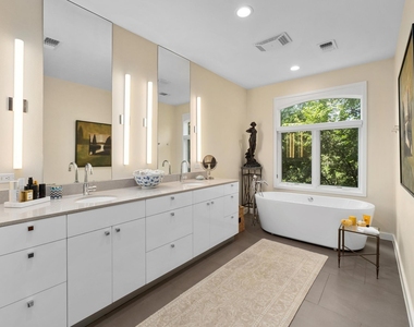 3718 Bridle Path - Photo Thumbnail 14