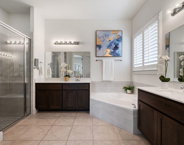 5604 Anaheim Ave - Photo Thumbnail 14