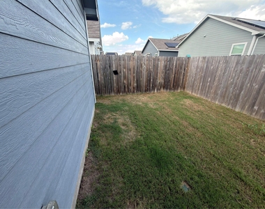 296 Agate Cliff Dr - Photo Thumbnail 27