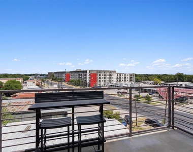 6444 Burnet Rd - Photo Thumbnail 6