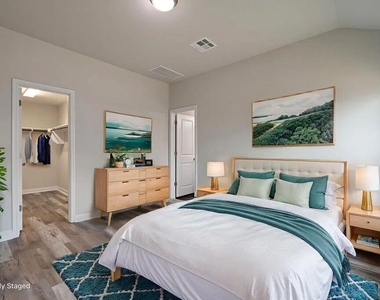 8214 Cottage Rose Dr - Photo Thumbnail 8