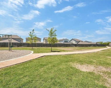 8214 Cottage Rose Dr - Photo Thumbnail 35