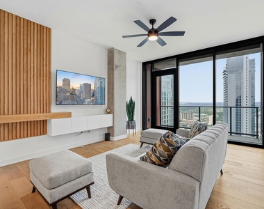 84 N East Ave - Photo Thumbnail 2