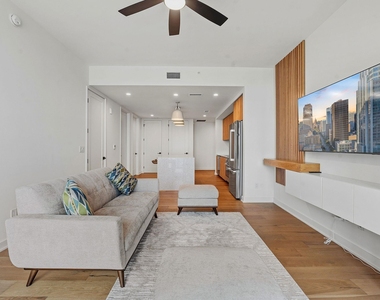 84 N East Ave - Photo Thumbnail 1