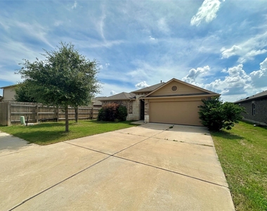 10708 Seguin St - Photo Thumbnail 18