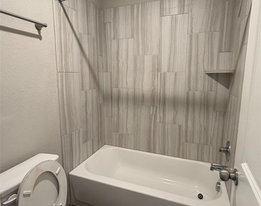248 Falling Star Ln - Photo Thumbnail 9