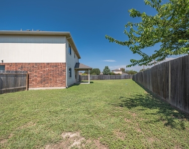 2202 Piedmont Ct - Photo Thumbnail 20