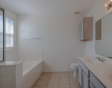 2202 Piedmont Ct - Photo Thumbnail 18