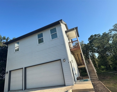 1029 Old Mcdade Rd - Photo Thumbnail 1