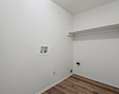 1014 Fm 1441 - Photo Thumbnail 18