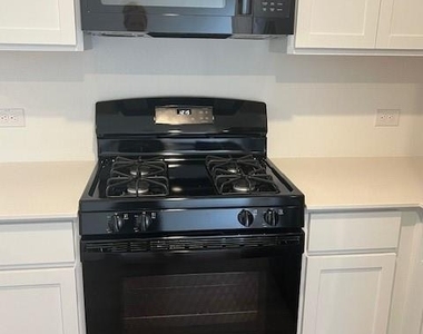 2215 Cyclone Dr - Photo Thumbnail 5