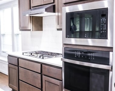 112 Rosebush Dr - Photo Thumbnail 5
