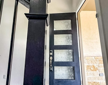 112 Rosebush Dr - Photo Thumbnail 28