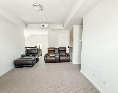 112 Rosebush Dr - Photo Thumbnail 22