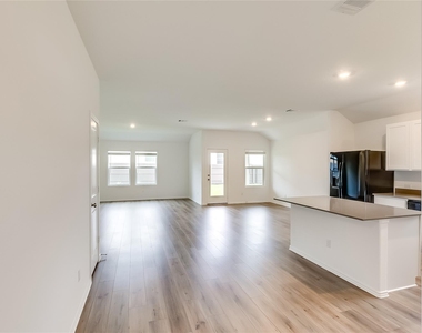 4217 Home Place Rd - Photo Thumbnail 4