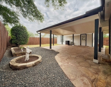 6915 Villita Avenida St - Photo Thumbnail 23