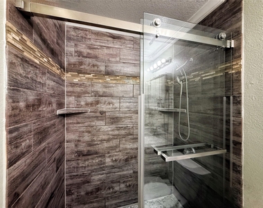 6915 Villita Avenida St - Photo Thumbnail 12