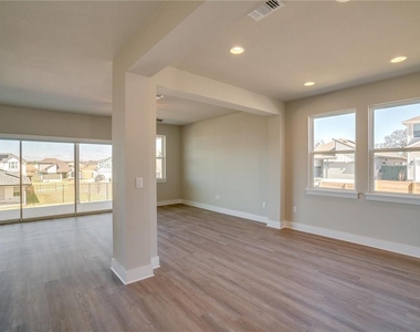 9824 Eloquence Dr - Photo Thumbnail 8