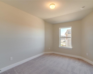 9824 Eloquence Dr - Photo Thumbnail 13
