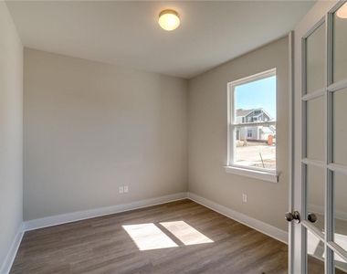 9824 Eloquence Dr - Photo Thumbnail 9