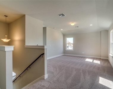 9824 Eloquence Dr - Photo Thumbnail 10