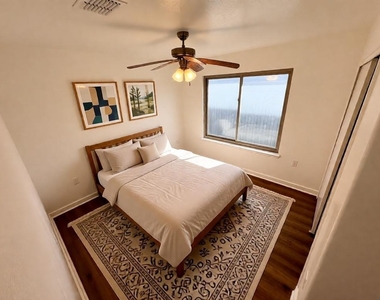 8003 Bannock Ln - Photo Thumbnail 27