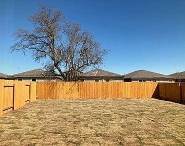 505 Washington Dr - Photo Thumbnail 14