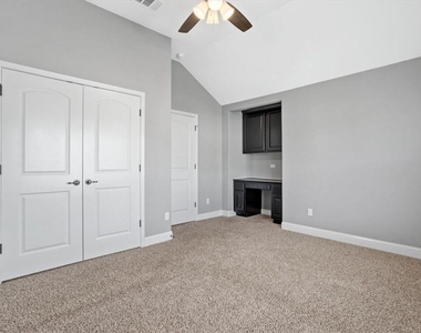 409 Spanish Mustang Dr - Photo Thumbnail 22