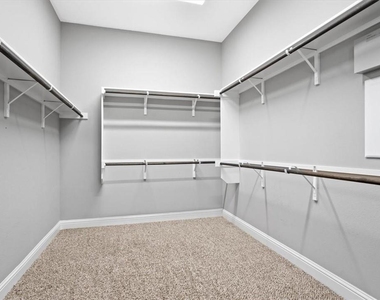 409 Spanish Mustang Dr - Photo Thumbnail 12
