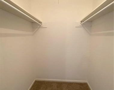 2408 Longview St - Photo Thumbnail 10