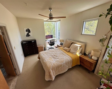 1600 Barton Springs Rd - Photo Thumbnail 7