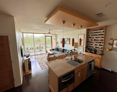 1600 Barton Springs Rd - Photo Thumbnail 1