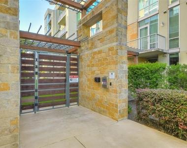 1600 Barton Springs Rd - Photo Thumbnail 17