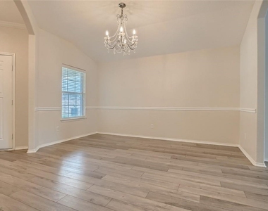 315 Waterlily Way - Photo Thumbnail 1