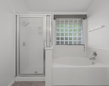 315 Waterlily Way - Photo Thumbnail 24
