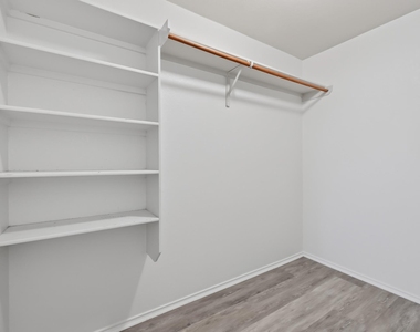 315 Waterlily Way - Photo Thumbnail 25