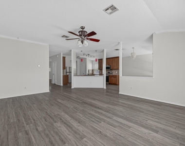 315 Waterlily Way - Photo Thumbnail 33