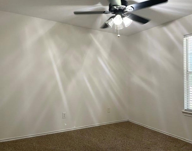 289 Lake Washington Dr - Photo Thumbnail 14