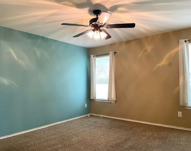 289 Lake Washington Dr - Photo Thumbnail 10